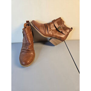 Women's Rebel Brown Ankle Boots & Booties Size 5.5